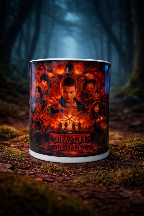 ✨ Mug Stranger Dimension – Édition Fantastique✨